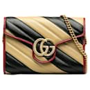 Portefeuille à chaîne bicolore Torchon GG Marmont - Gucci