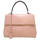 Sac à main rose Louis Vuitton Epi Cluny MM