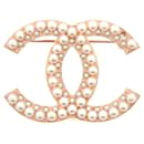 CHANEL Pins & brooches CC - Chanel