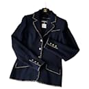 Iconica giacca in tweed con bottoni Paris / Venice CC. - Chanel