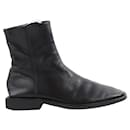 Leather boots - Balenciaga