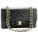 BLACK VINTAGE 1996-97 Medium Classic lined Flap Bag - Chanel