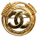 Broche com logotipo Chanel CC Broche de metal em bom estado