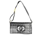 Chanel CC Chocolate Bar Shoulder Bag  Leather Crossbody Bag in Good condition