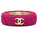 Chanel – Armreif aus rosa CC-Tweed