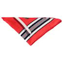 Bufanda triangular estampada Hermes en seda roja - Hermès