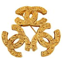 Broche Chanel Triple CC Logo Broche en métal en bon état