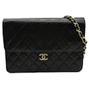 Chanel Quilted Leather Single Flap Bag Leather Crossbody Bag in Good condition