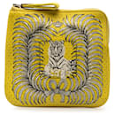 Hermès Bolso de bolsillo Carré Swift Tigre Royal Bandana amarillo Swift