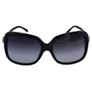 Chanel Bow-Detail Square Sunglasses in Black Plastic