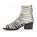 Sandálias gladiadoras de couro de bezerro com pérolas Chanel 16A Paris-Roma EU 39.5