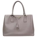 Grey medium Saffiano leather Galleria top handle bag - Prada