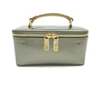 Louis Vuitton Monogram Vernis Jewelry Vanity Case Vanity Bag Leather M91272 in excellent condition