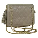 CHANEL Matelasse Chain Shoulder Bag Leather Beige CC Auth 70254 - Chanel