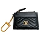 Gucci Marmont Schlüsselanhänger-Geldbörse aus schwarzem Leder  - Autre Marque