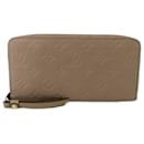 Louis Vuitton Zippy Wallet Long Bifold Leather Long Wallet M60738 in excellent condition