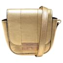 NOVA BOLSA SAINT LAURENT BETTY MINI 566959 Bolsa de ombro de couro dourada - Saint Laurent