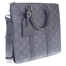 Louis Vuitton Sac Plat Cross Canvas Tote Bag M46098 In excellent condition