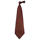 Gucci-Krawatte aus burgunderfarbenem Polyester