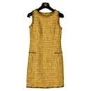 Colección icónica Saint-Tropez Vestido de tweed color caléndula. - Chanel