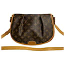 Louis Vuitton Menilmontant PM Canvas Shoulder Bag M40474 in good condition