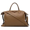 Bolso satchel suave Antigona grande marrón de Givenchy