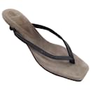 Brunello Cucinelli Grey Monili Beaded Leather and Suede Thong Sandals - Autre Marque