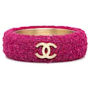 Bracelet de costume en tweed CC Chanel rose