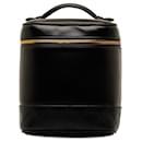Bolsa Chanel em couro de cordeiro preto