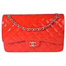 Chanel Red Patent Classic Jumbo gefütterte Flap Bag