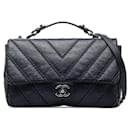 Chanel CC Chevron Stitch Flap Shoulder Bag  Leather Shoulder Bag in Good condition