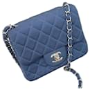 Chanel blaue Textil-Mini-Klapptasche
