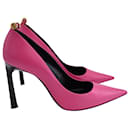 Lanvin Stiletto Pointed Pumps in Pink Leather