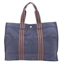 Hermes  Fourre Tout GM Canvas Handbag in Good condition - Hermès