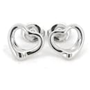 Boucles d'oreilles Tiffany & Co Platinum Open Heart Stud Boucles d'oreilles en métal en excellent état