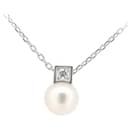 Mikimoto 18k Gold Diamant Perlen Anhänger Halskette Metall Halskette in ausgezeichnetem Zustand