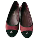 Sapatos de balé CHANEL Cambon em camurça vermelha Bordeaux em excelente estado T38C - Chanel