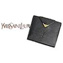 Yves Saint Laurent Leather Clasp Bifold Wallet Leather Short Wallet in Good condition