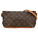 Louis Vuitton Trotter Shoulder Bag Canvas Shoulder Bag M51240 in fair condition