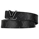 Cintura reversibile Louis Vuitton Monogram nero Eclipse LV Initiales