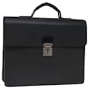 LOUIS VUITTON Taiga Serviette Kourad Business Bag Epicea M30074 Autenticação de LV 71203 - Louis Vuitton