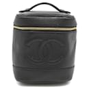 Chanel CC Caviar Vertical Vanity Case Leather Handbag in Good condition