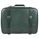 Louis Vuitton Vintage Taiga Satellite 53 Travel bag Epicea in Green M30094