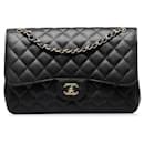 Chanel CC Caviar Jumbo Klassisch gefütterte Flap Bag Leder-Umhängetasche in gutem Zustand