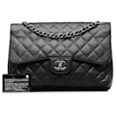 Chanel CC Caviar Jumbo Klassisch gefütterte Flap Bag Leder-Umhängetasche in gutem Zustand