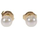 Orecchini a bottone con perle in oro 18 carati Mikimoto Orecchini in metallo in condizioni eccellenti