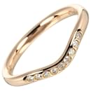 Fede nuziale curva in metallo Tiffany & Co in oro 18 carati 9P con diamanti in condizioni eccellenti