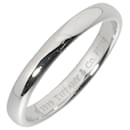 Tiffany & Co Platinum Classic Wedding Band Ring Bague en métal en excellent état