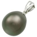 Autre pendentif perle en or 18 carats pendentif en matériau naturel en excellent état - & Other Stories