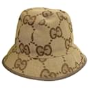 Gucci Jumbo GG Canvas Bucket Hat Cappelli di tela 681256 in condizioni eccellenti